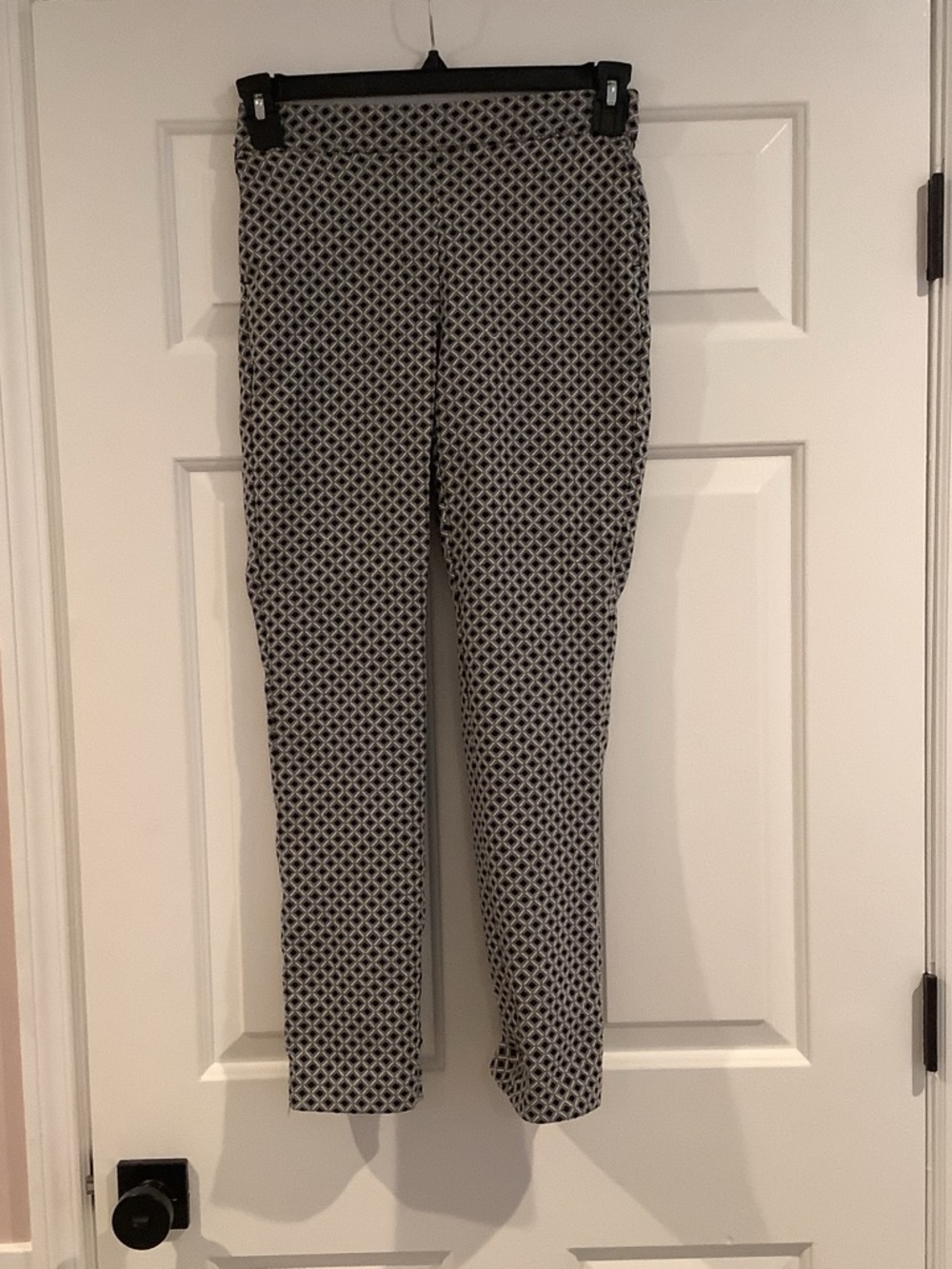 Black and White Geometric Print Slim Pants